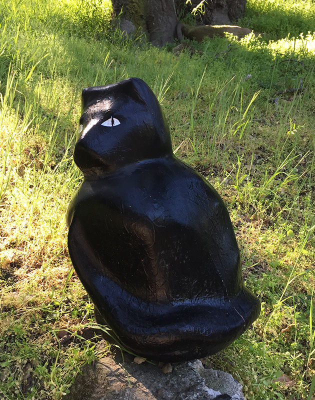 black pussy, fiberglass, paint, 18in high black pussy, fiberglass, paint, 18in high