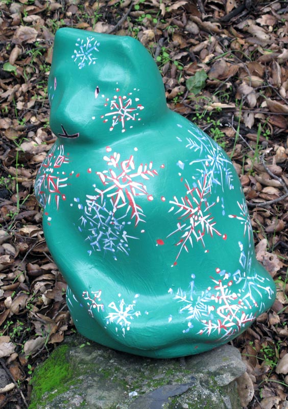 snowflake pussy, fiberglass, paint, 18in high snowflake pussy, fiberglass, paint, 18in high